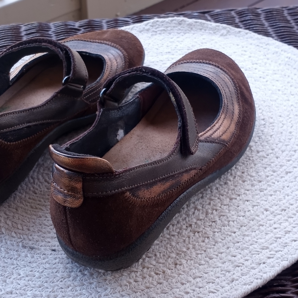 Naot Leather Kirei Mary Janes - Picture 8 of 15